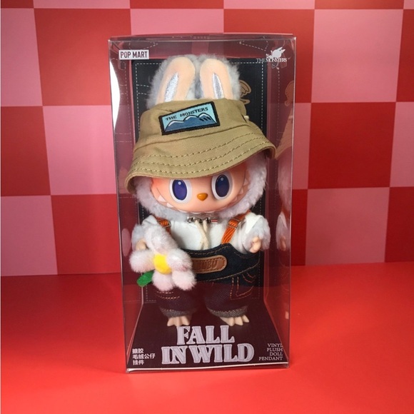 ❌SOLD❌ POP MART - LABUBU FALL IN WILD PLUSH PENDANT - Picture 1 of 3